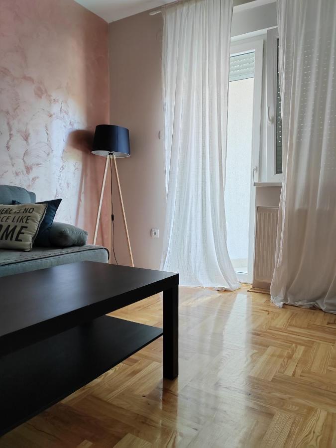 Apartman_Krstic_1 수보티차 외부 사진