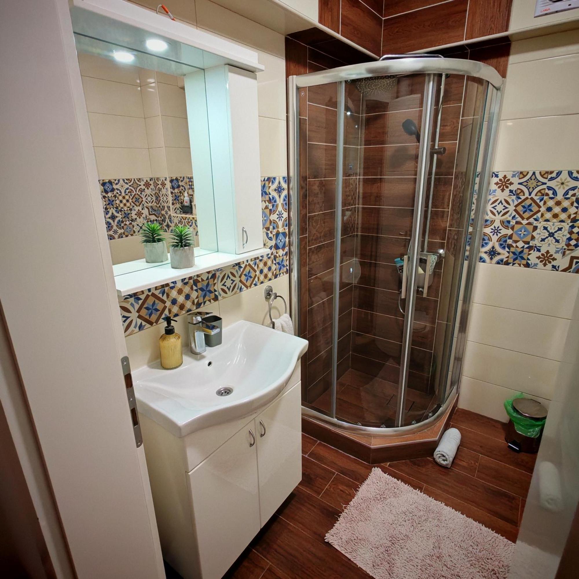 Apartman_Krstic_1 수보티차 외부 사진